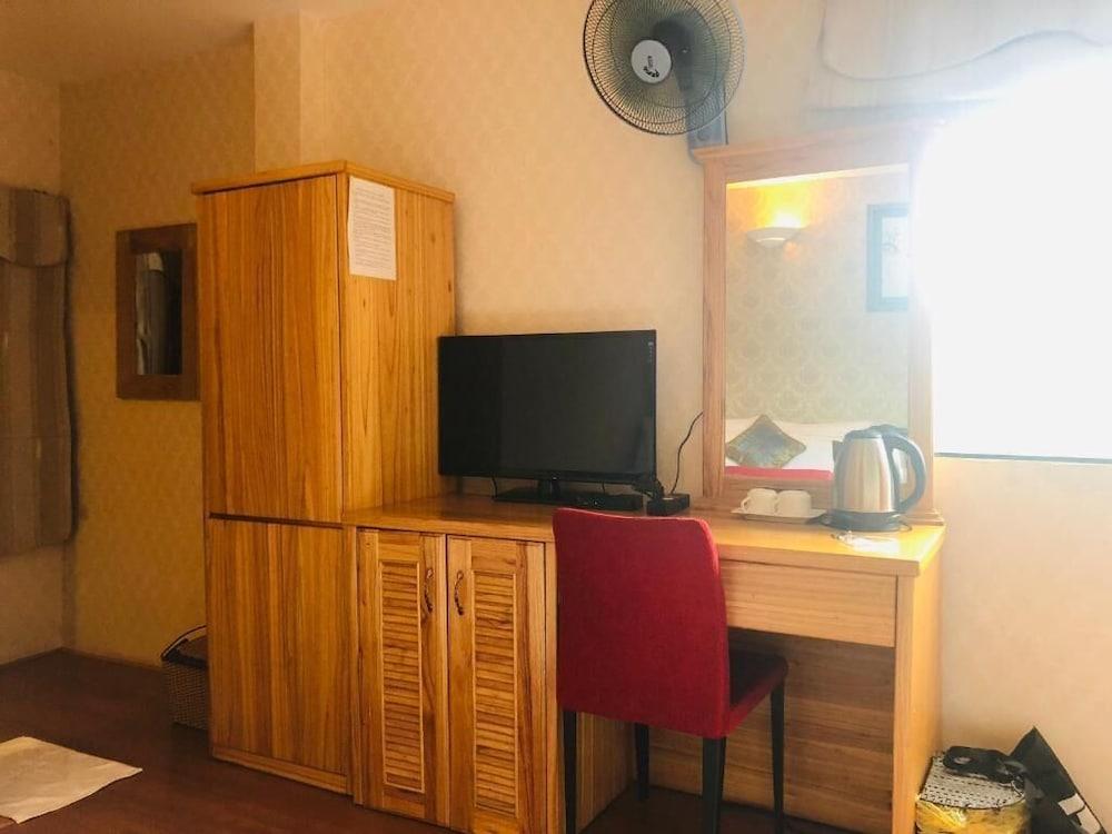 Luan Vu Hotel Ho Chi Minh City Exterior photo