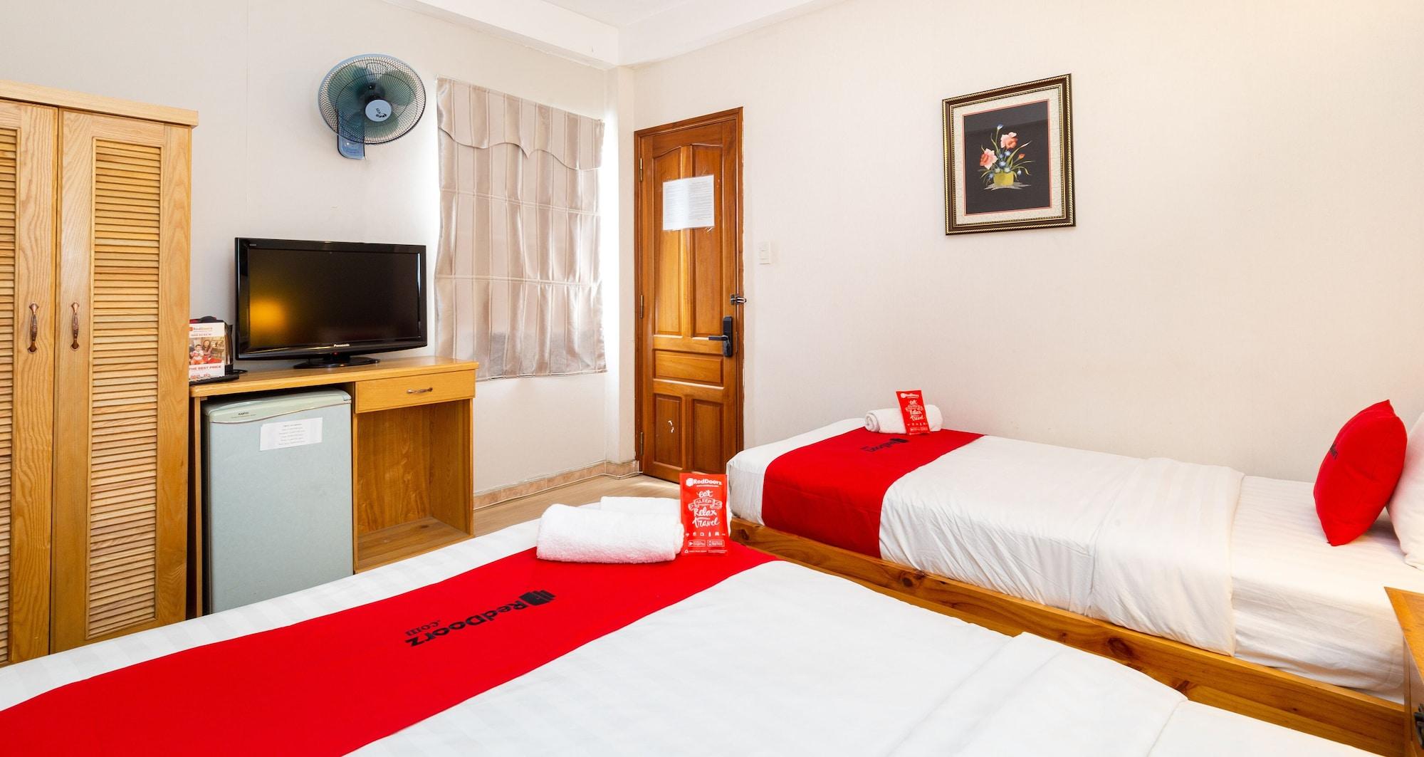 Luan Vu Hotel Ho Chi Minh City Exterior photo